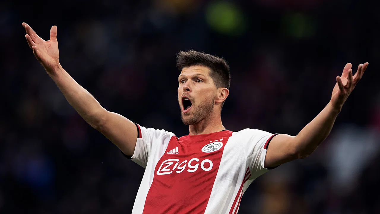 Ajax en Huntelaar akkoord over contractverlenging van een jaar