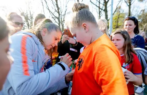 Voetbalsters hebben nu meer dan één boegbeeld