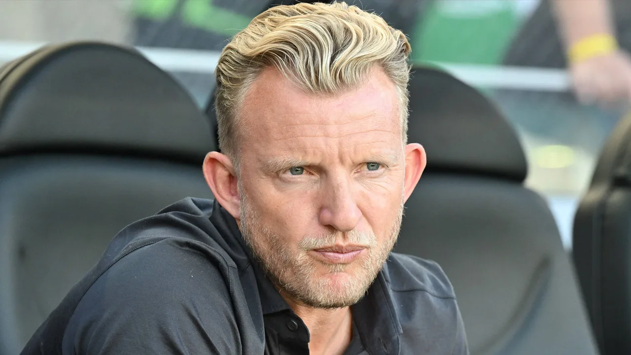 Dirk Kuijt na vierde nederlaag op rij met Beerschot op laatste plaats