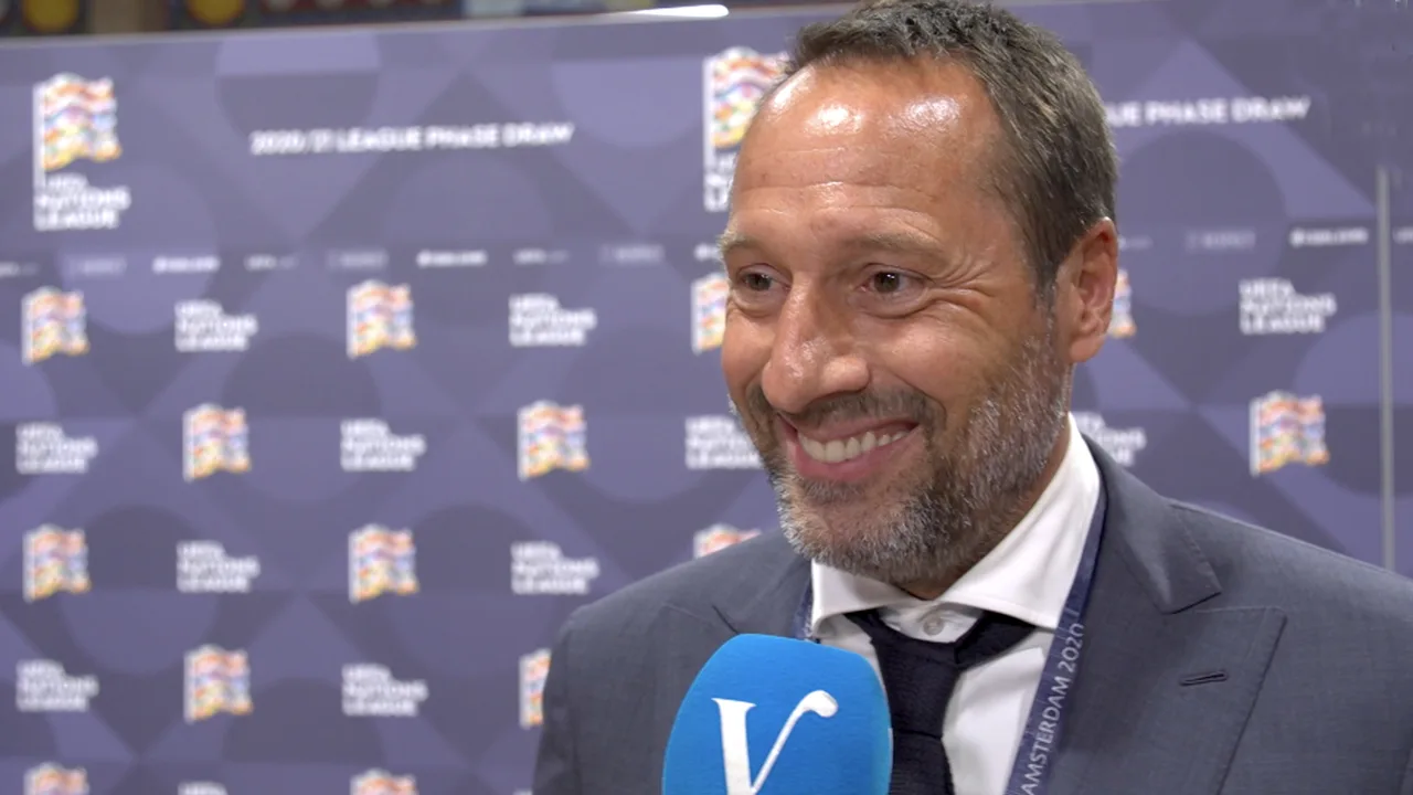 Bondscoach Van 't Schip verrast met Griekenland in Spanje