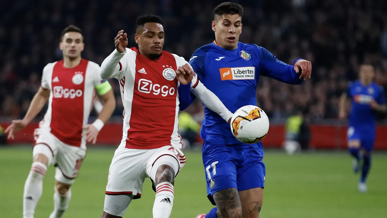 'Spurs en Napoli geïnteresseerd in Ajax-aanvaller Danilo Pereira'