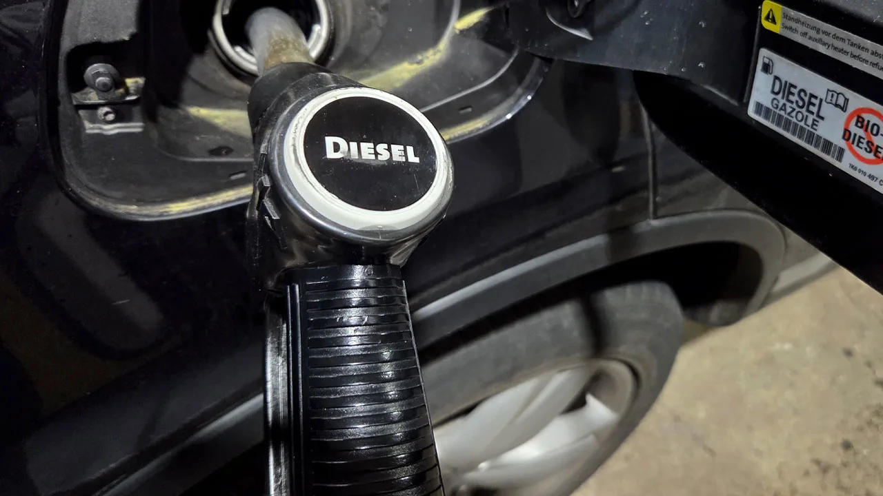 Experts waarschuwen voor dreigend tekort aan diesel: 'We gaan de hoofdprijs betalen'