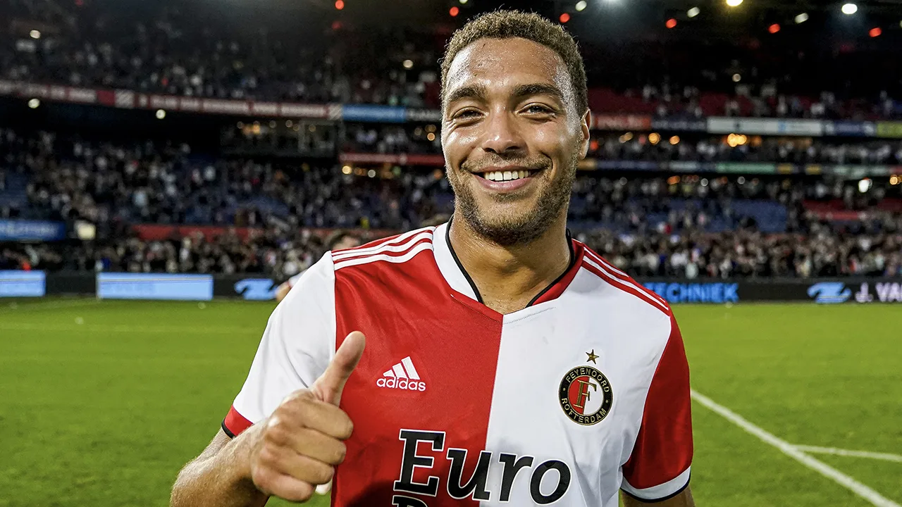 Cyriel Dessers: 'De deur naar Feyenoord is nog niet helemaal dicht'