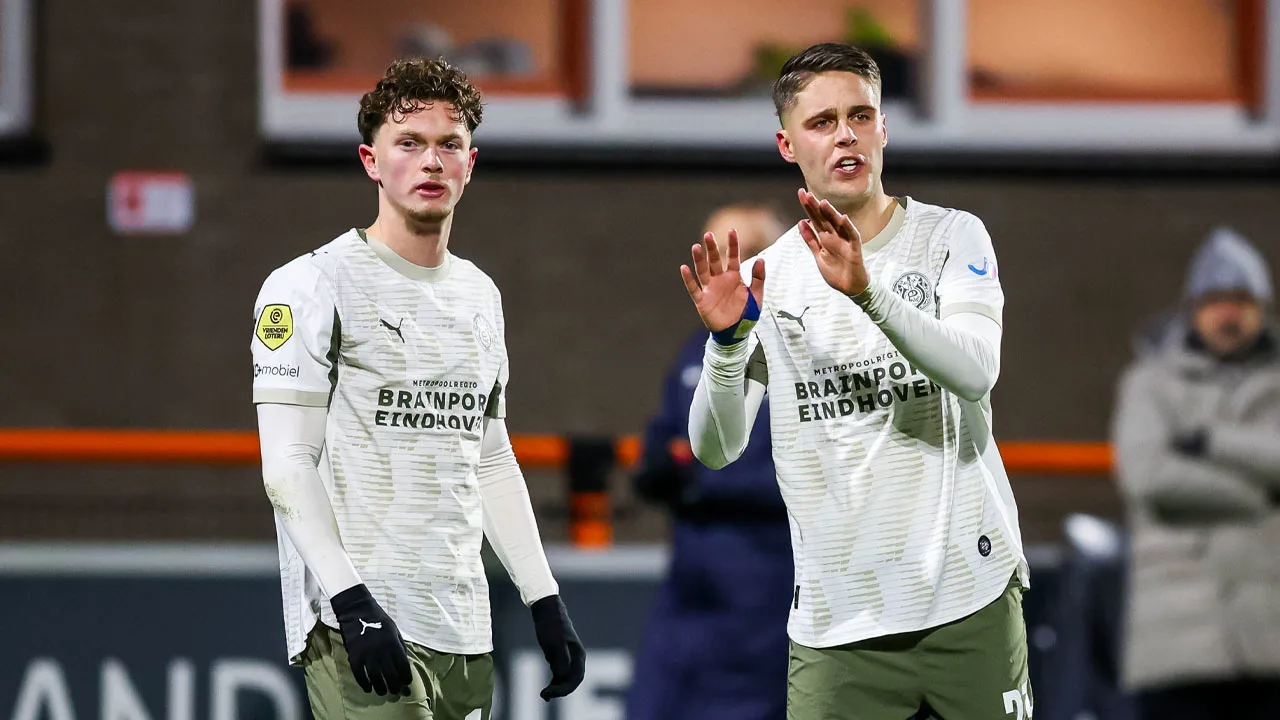 Koploper PSV verliest verrassend bij FC Volendam
