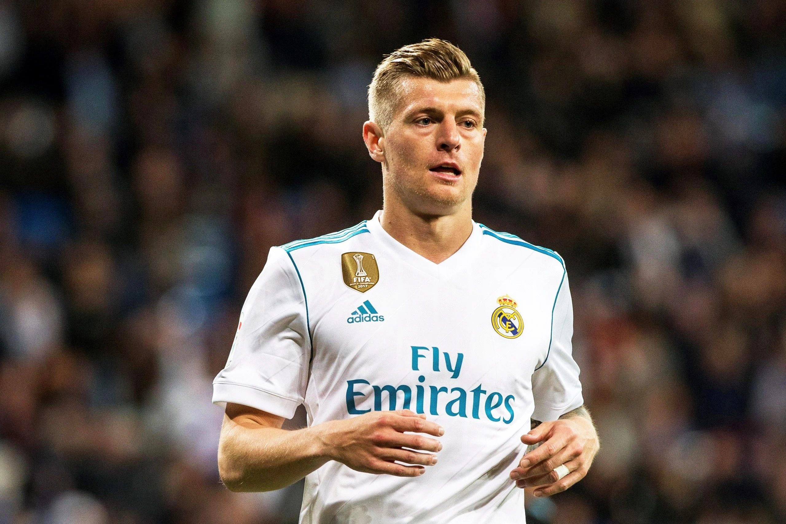 Kroos wenst Barney succes op WK darts