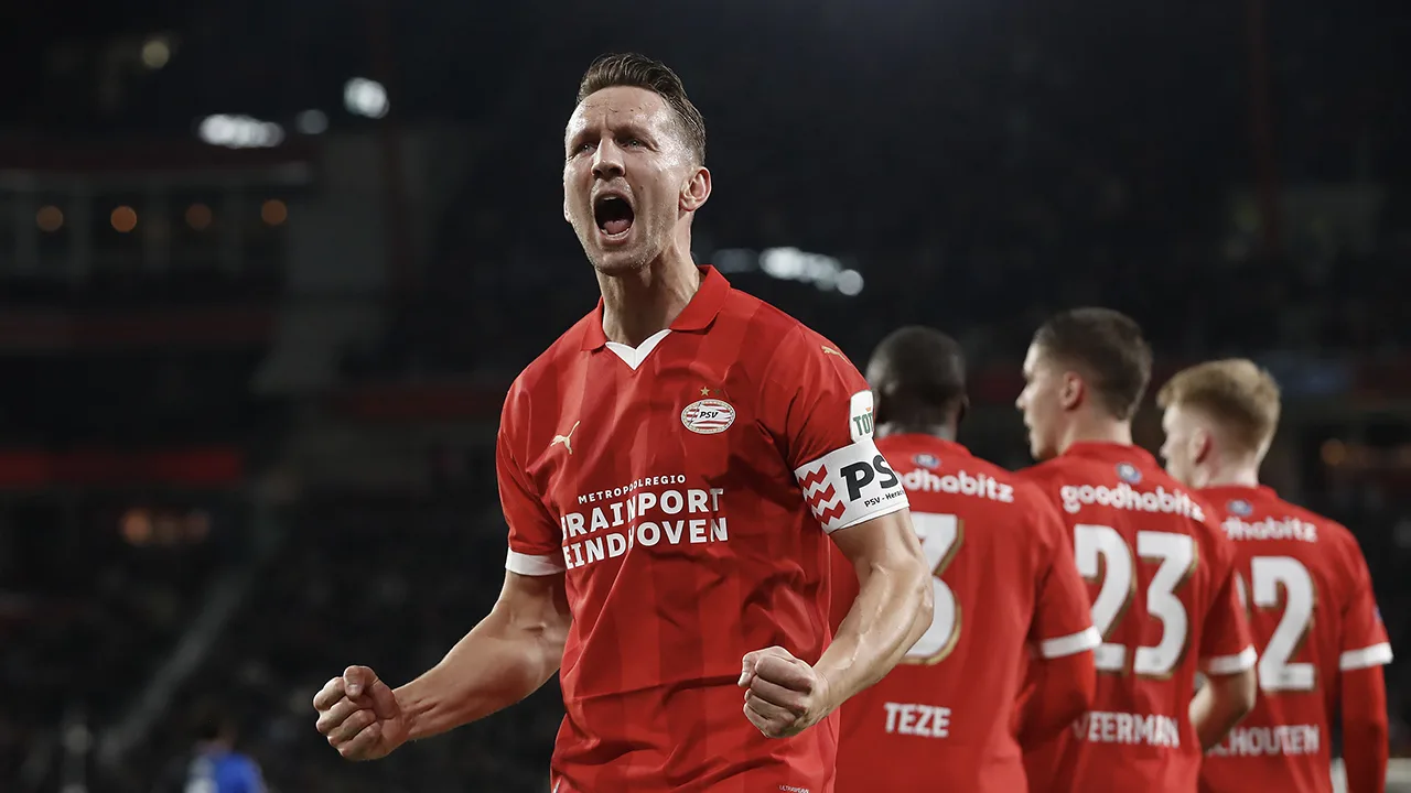 PSV verslaat Heracles en lijkt klaar voor Borussia Dortmund