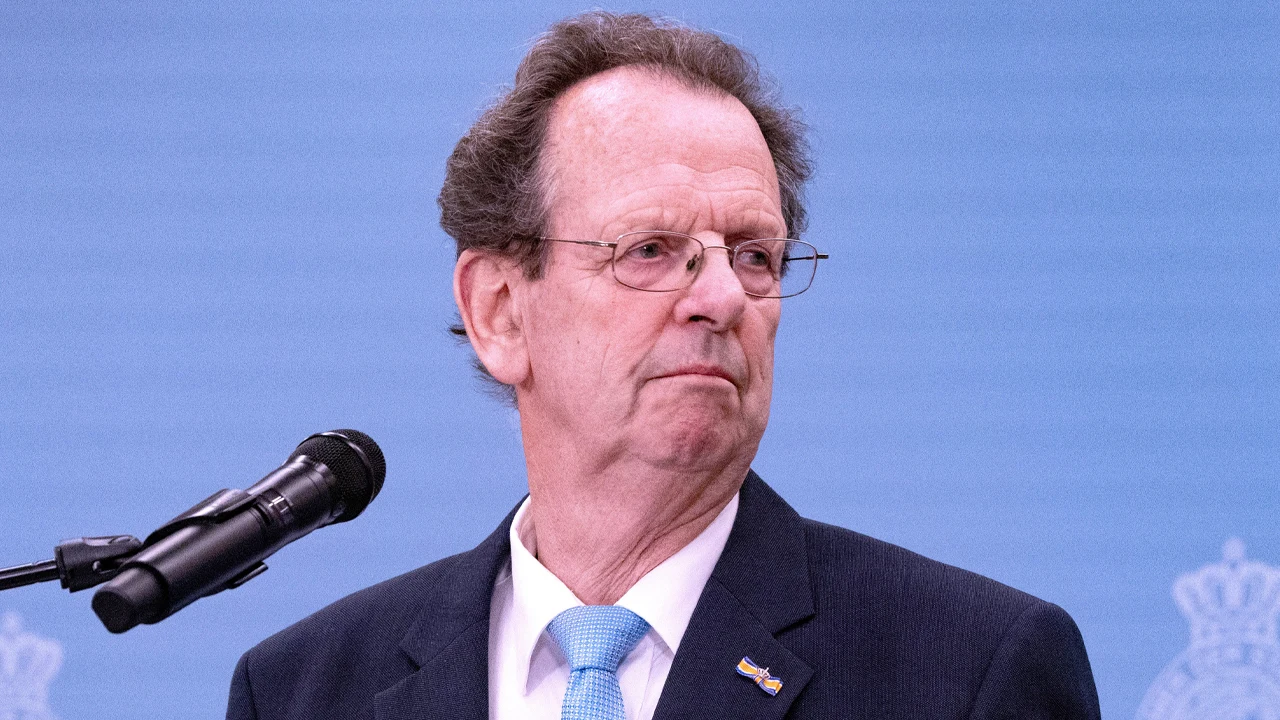 'FIOD valt huis binnen van PVV-senator en voormalig verkenner Gom van Strien'