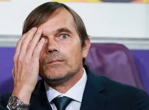 Contract van Cocu bij Fenerbahçe ontbonden