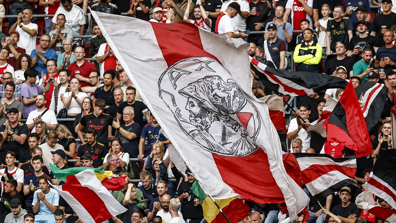 Clublied Ajax blijkt geschreven te zijn door een Rotterdammer