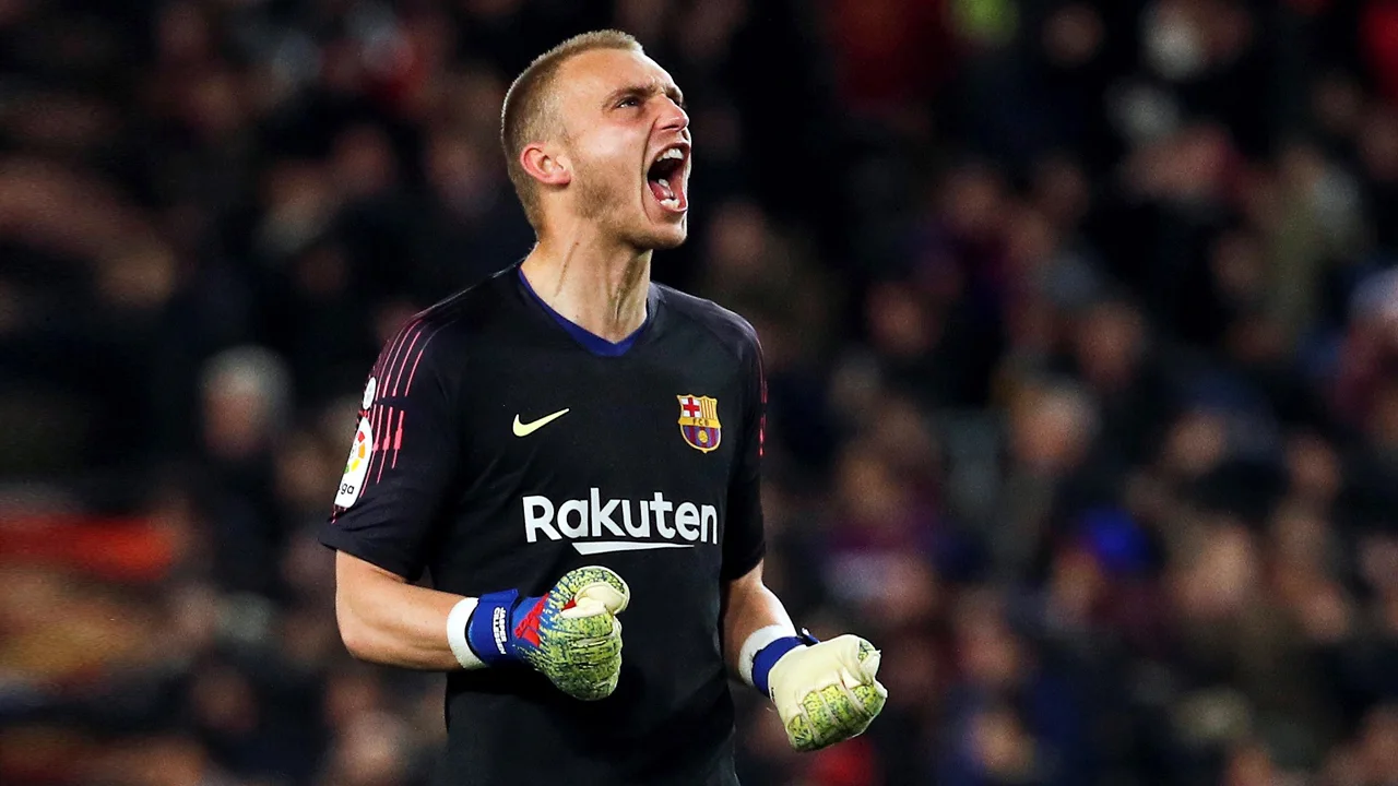 Cillessen ondergaat medische keuring bij Valencia