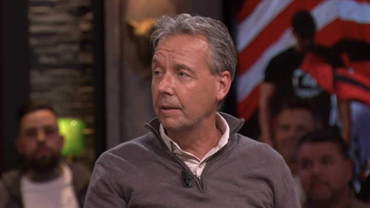 Valentijn Driessen begrijpt niets van lofzang voor Ajacied: 'Waar gaat het over?!'