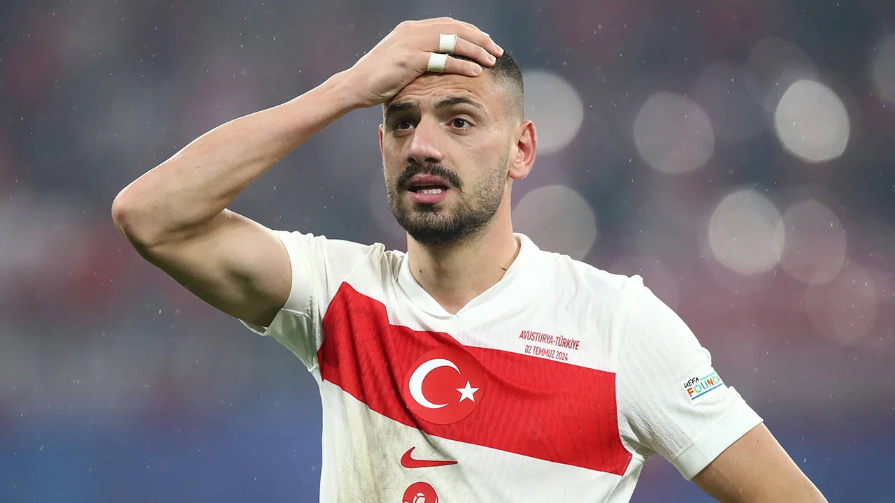 'Turkse verdediger Demiral geschorst voor duel met Oranje na 'wolvengroet''