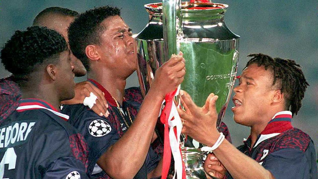 Vandaag in 1995: Kluivert puntert Ajax naar historische CL-titel tegen AC Milan