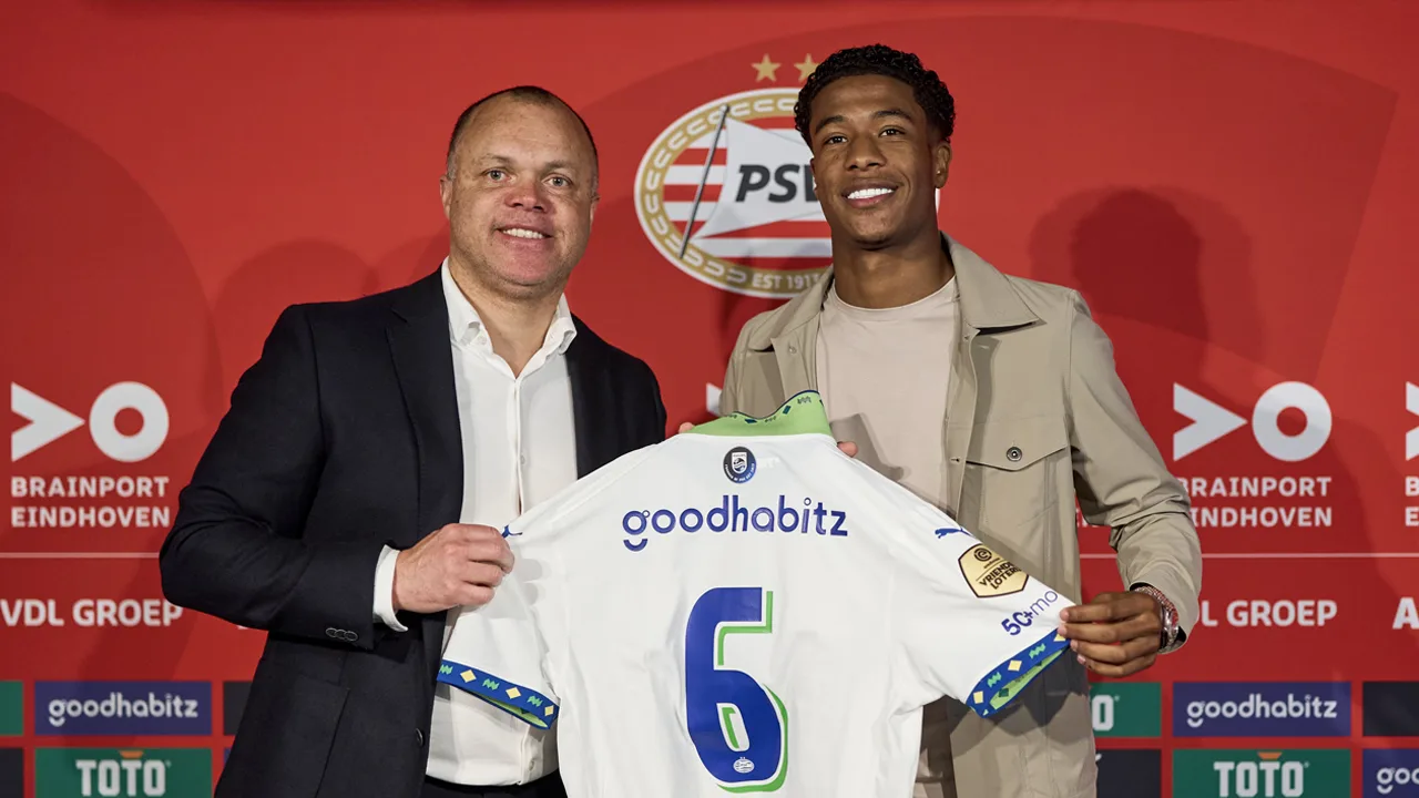 PSV bevestigt komst van Ryan Flamingo