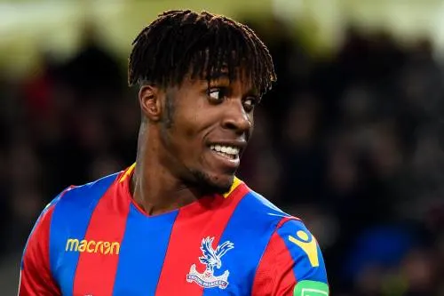Zaha blijft trouw aan Crystal Palace