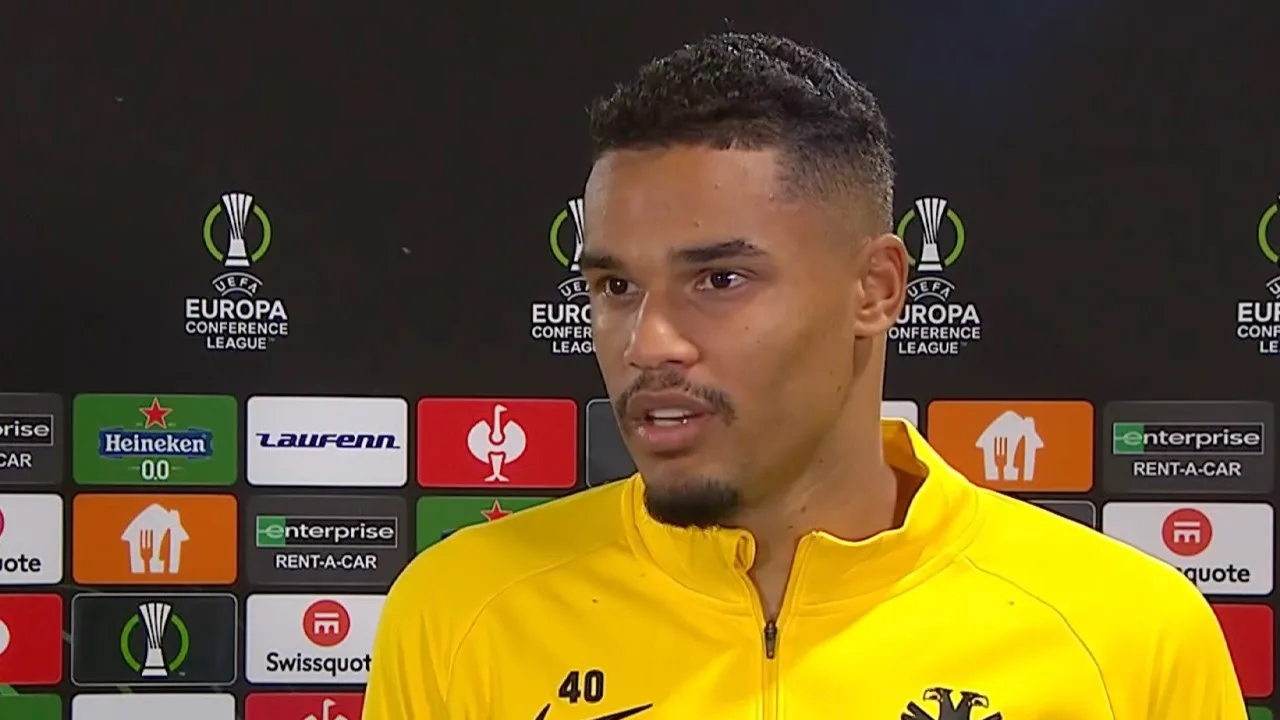 Doekhi kijkt uit naar wedstrijd tegen Tottenham: 'Droom om daar te spelen'