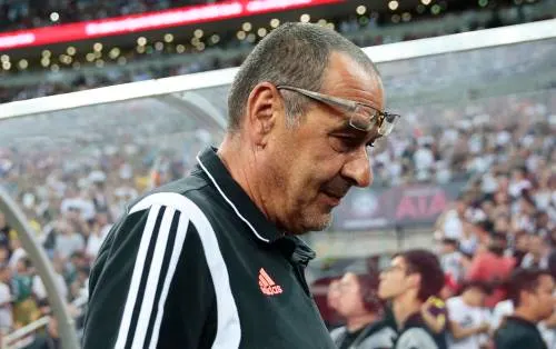 Longontsteking bij Juventus-trainer Sarri