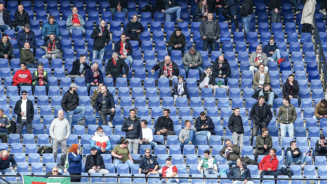 Kabinet gooit stadions open op één derde van capaciteit