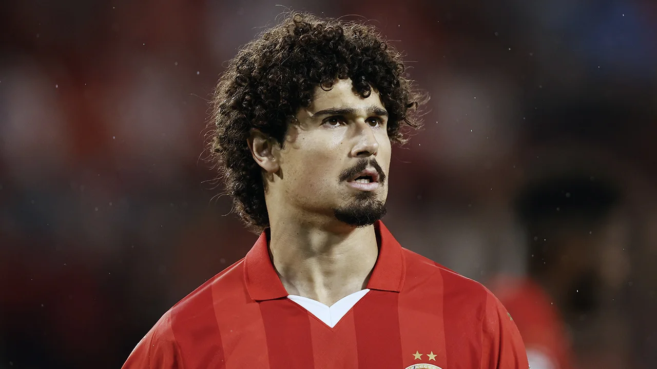 PSV neemt definitief afscheid van verdediger Ramalho