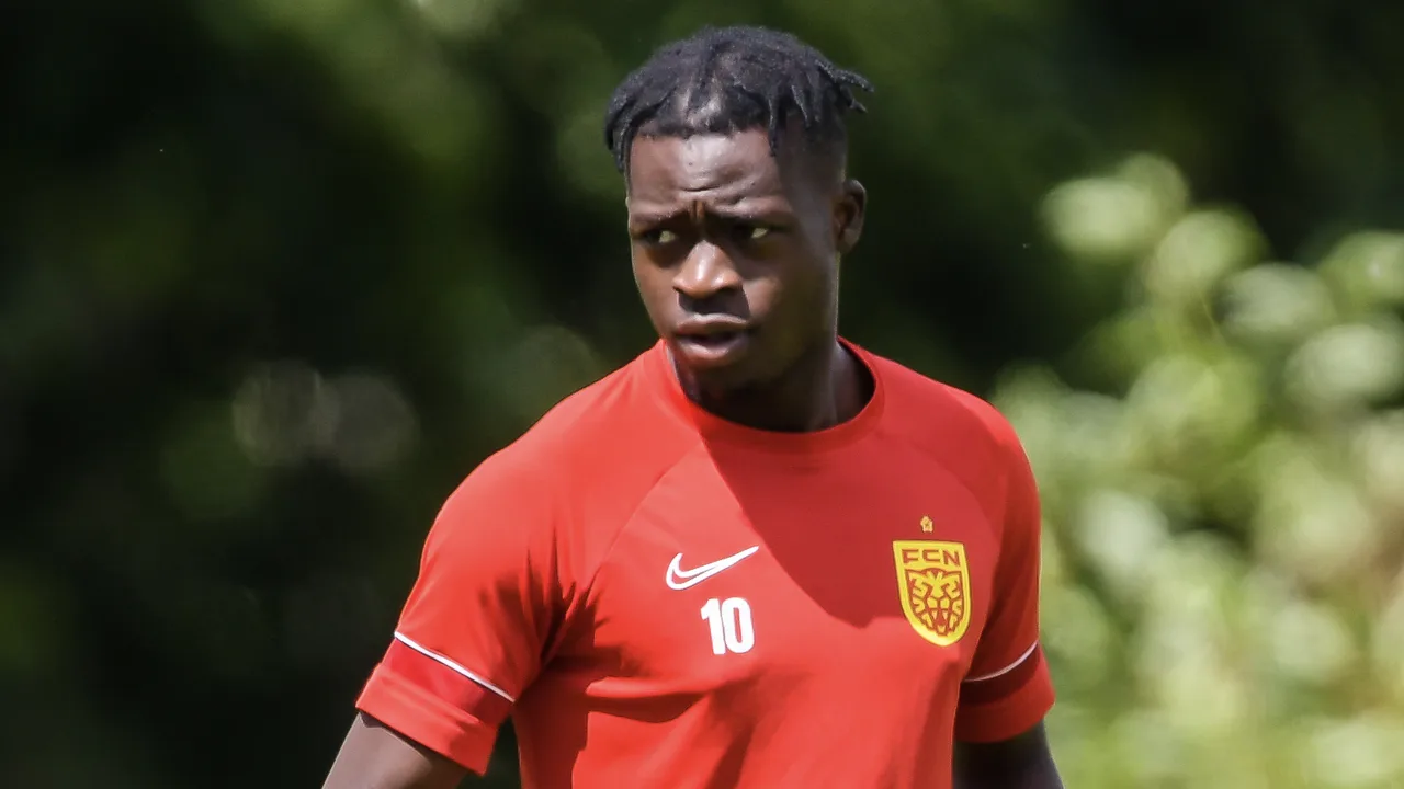 L'Équipe: 'Ajax lijkt toch naast komst van Kamaldeen Sulemana te grijpen'