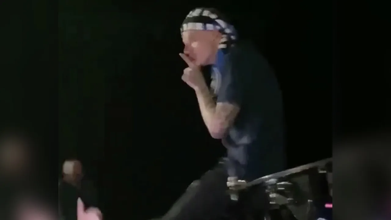 Noa Lang in België onder vuur na kampioenswedstrijd: 'Onaanvaardbaar' 