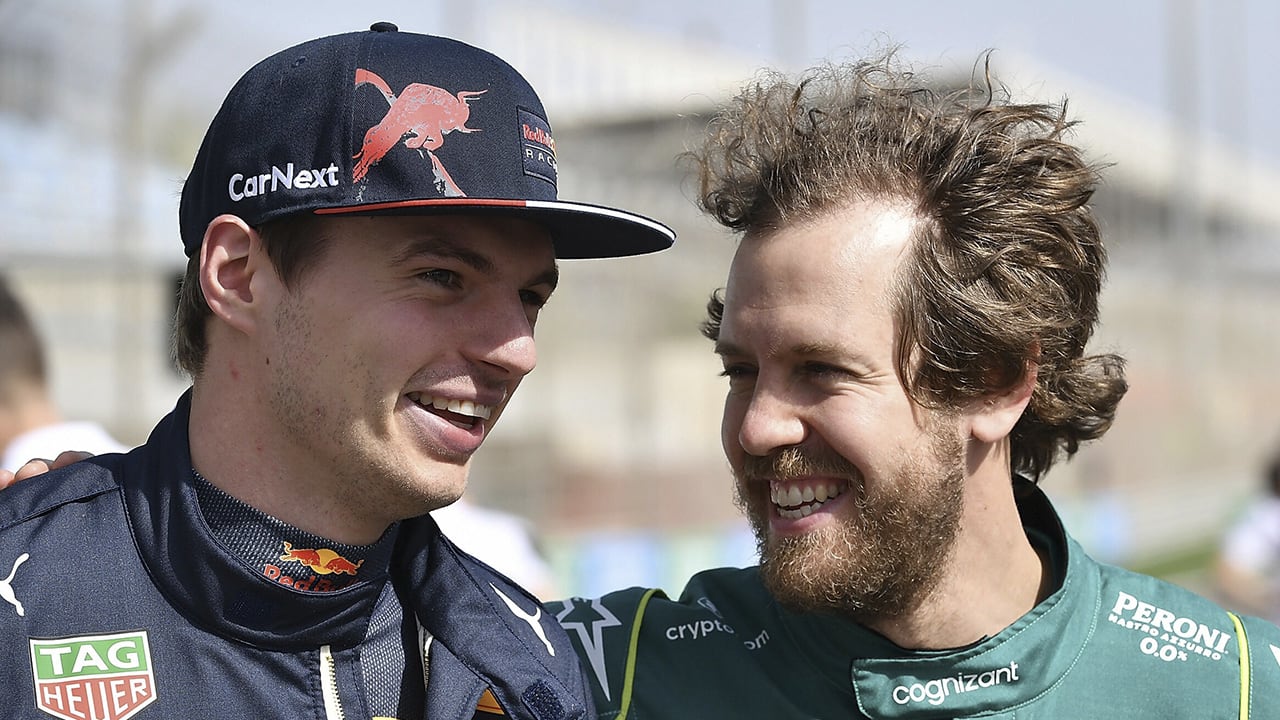 Verstappen evenaart Vettel met 44 polepositions bij Red Bull 