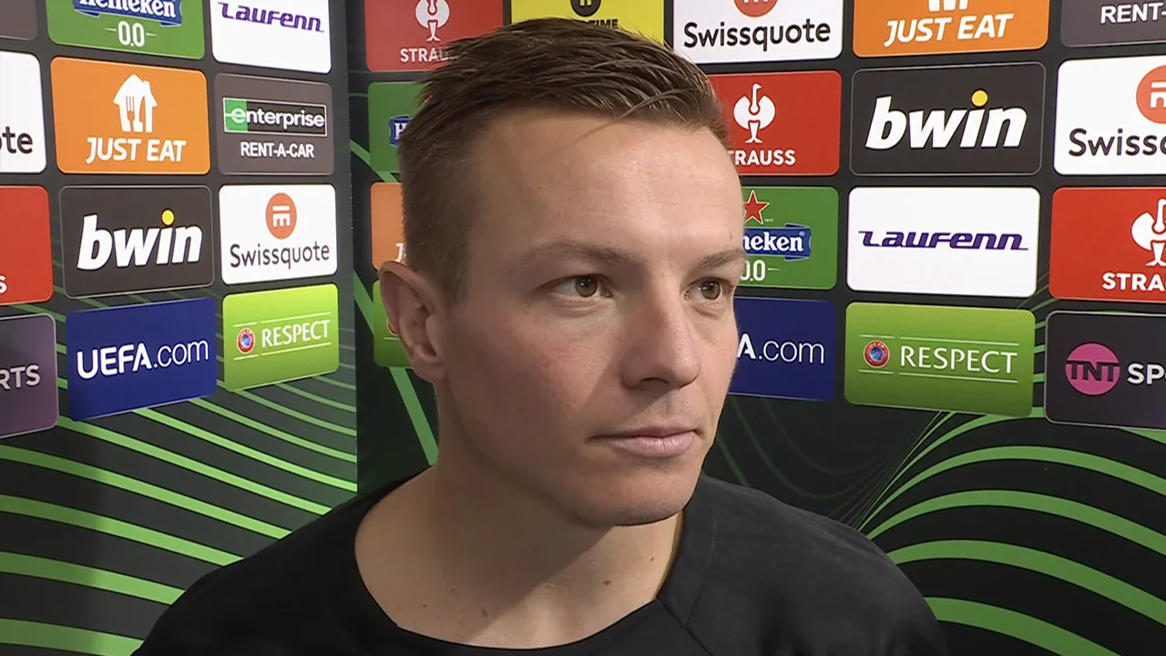 Bekijk hier de interviews na afloop van Aston Villa - AZ Alkmaar!