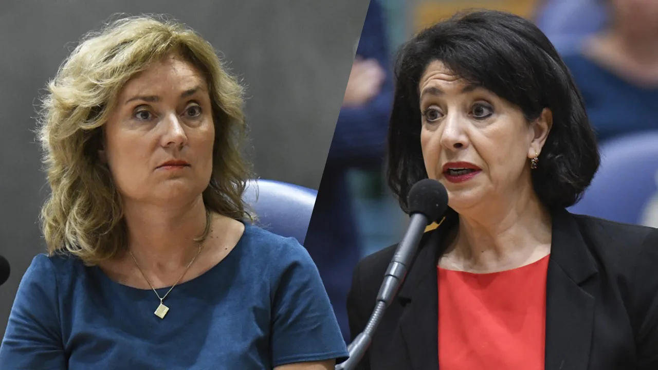 Arib beticht Bergkamp van misleiding: 'Daarmee wekt zij de suggestie dat ik iets wil verbergen'