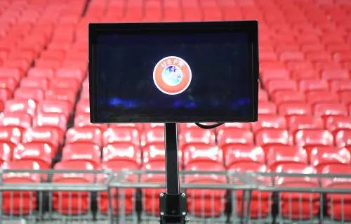 VAR ook in play-offs EK en WK-kwalificatie