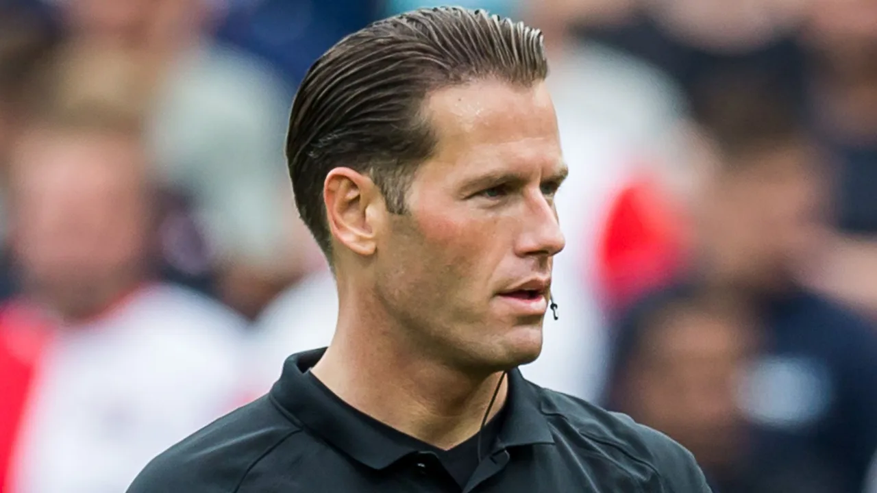 Makkelie een van de zeven scheidsrechters bij WK voor clubs