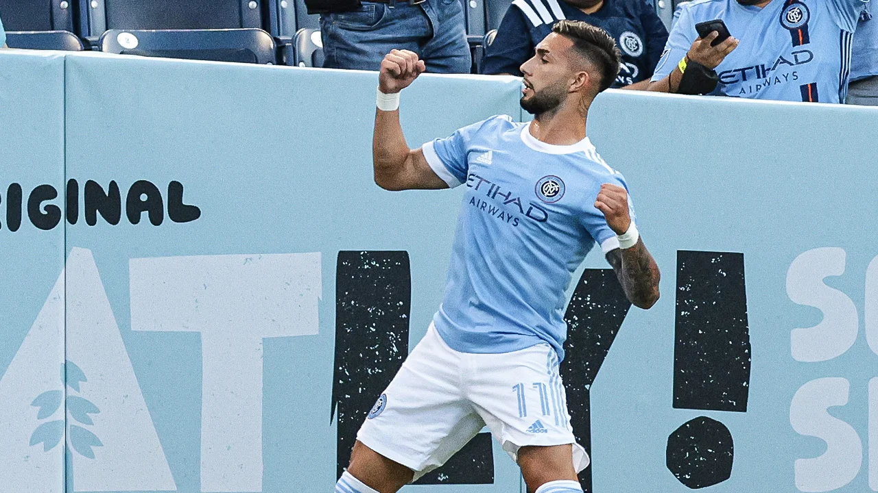 ‘Feyenoord gaat vol voor komst van 22-jarige Argentijnse spits’ 