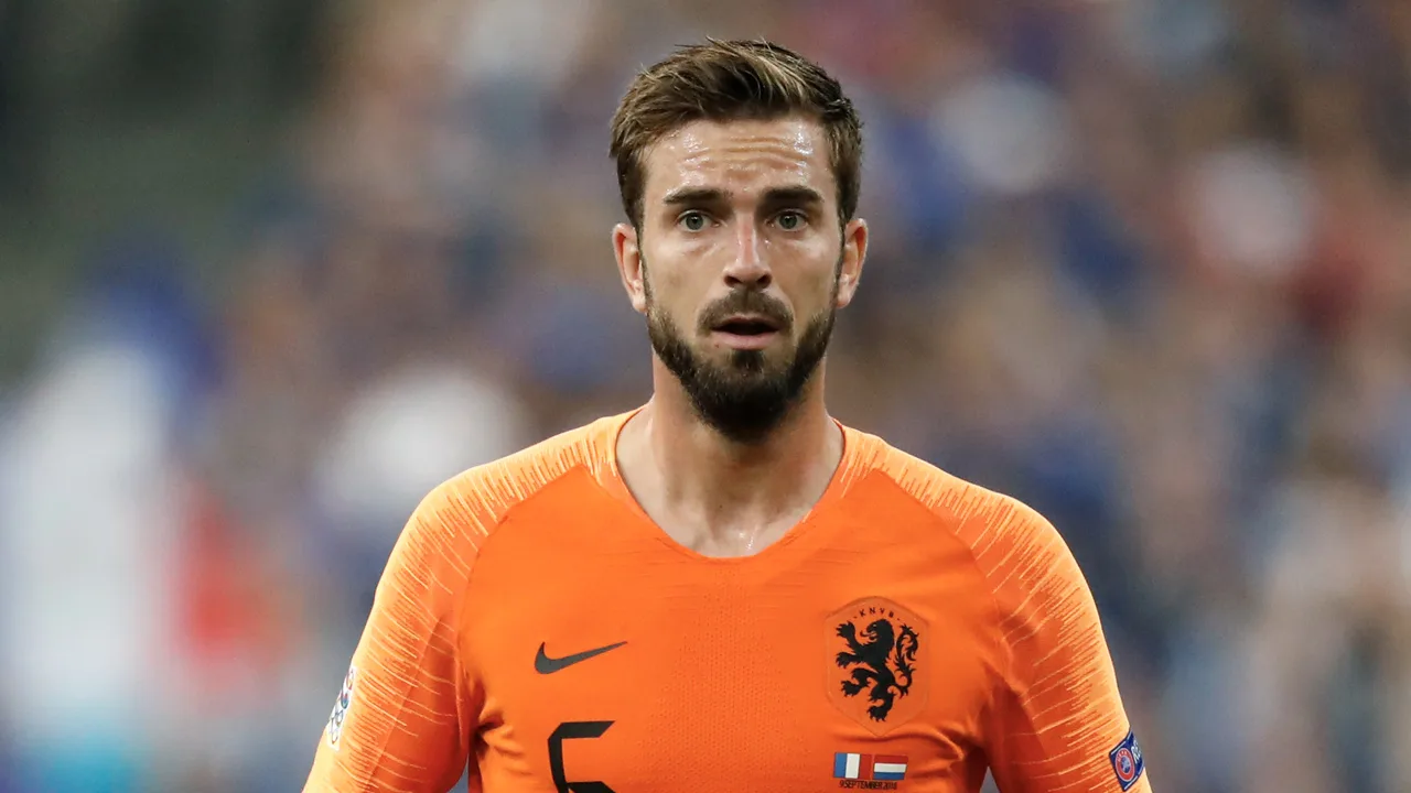 De Boer: 'Als ik Ajax was, zou ik Pröpper blind halen'