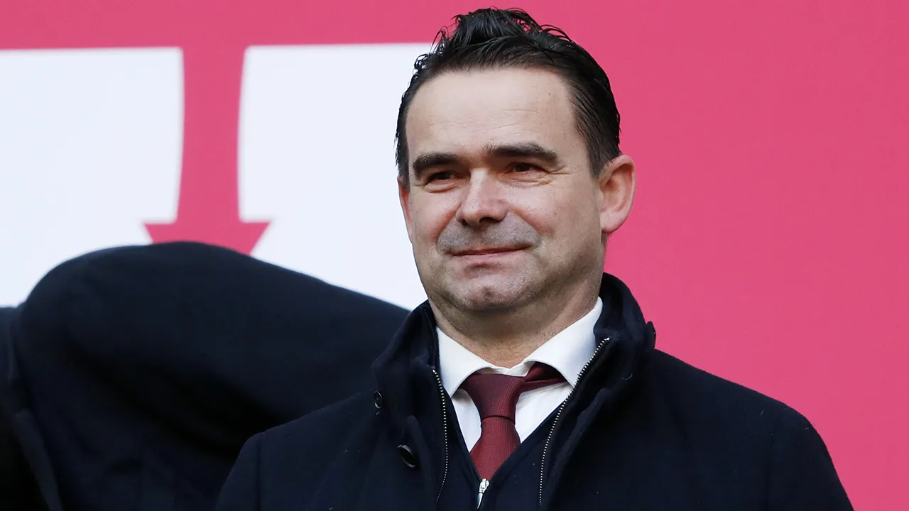 'Overmars moet nóg bijkomen van het lachen over koopje van de eeuw'