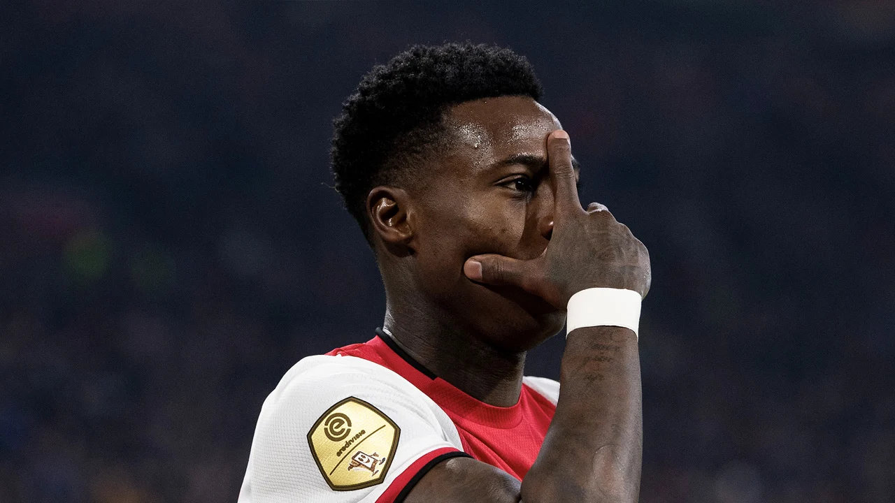 Ajax verslaat Heracles met 4-1