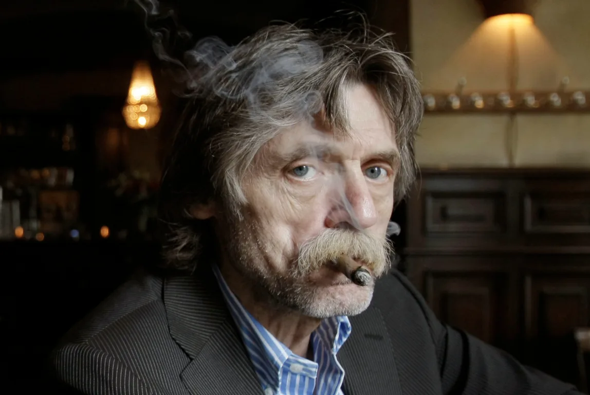 QUOTE: Johan verklaart verschil tussen seks en sigaren 