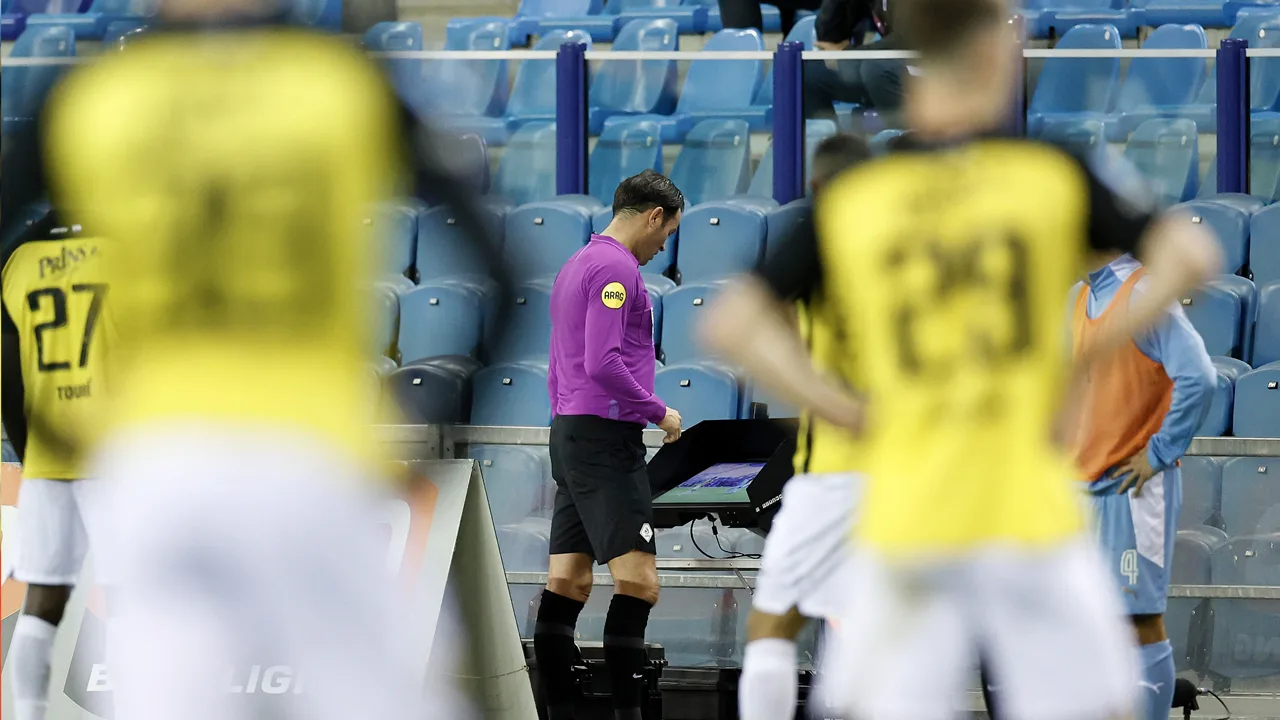 Nijhuis krijgt steun vanuit Zeist: 'Strafschop veel te makkelijk gegeven'