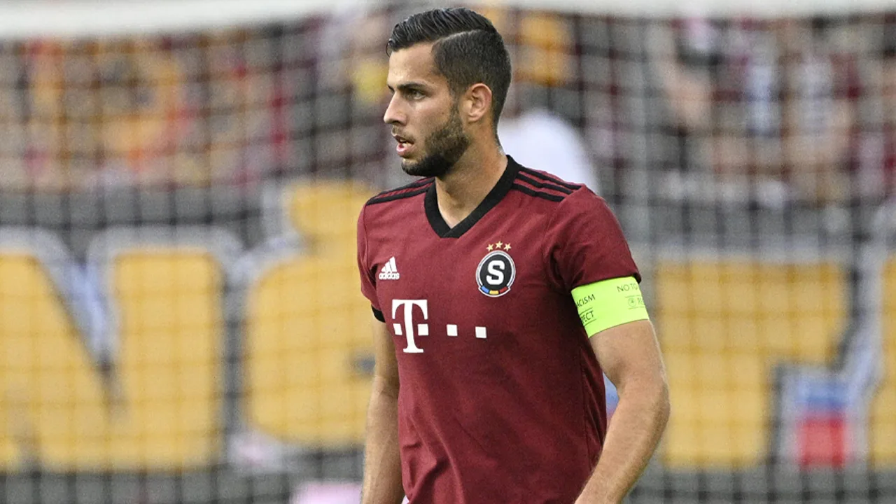 Feyenoord bevestigt komst van centrale verdediger Hancko