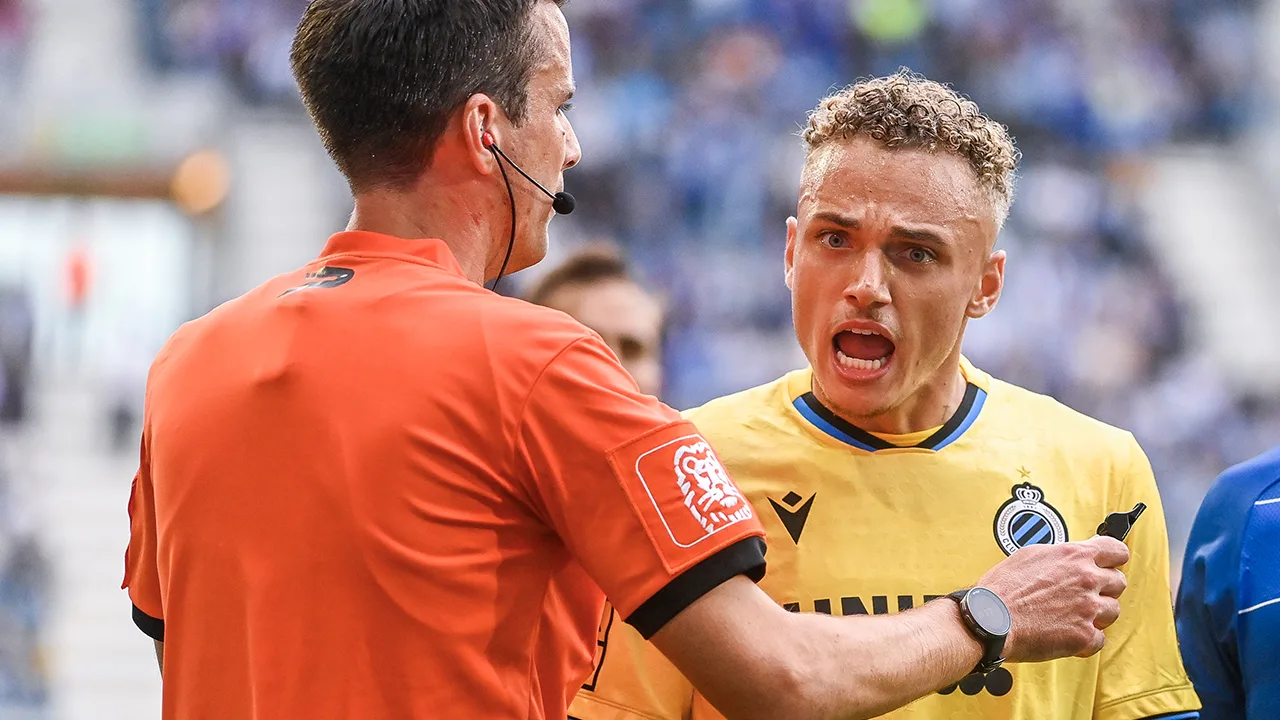 Noa Lang haalt uit naar Gent-keeper: 'Als je een grote meneer bent...'