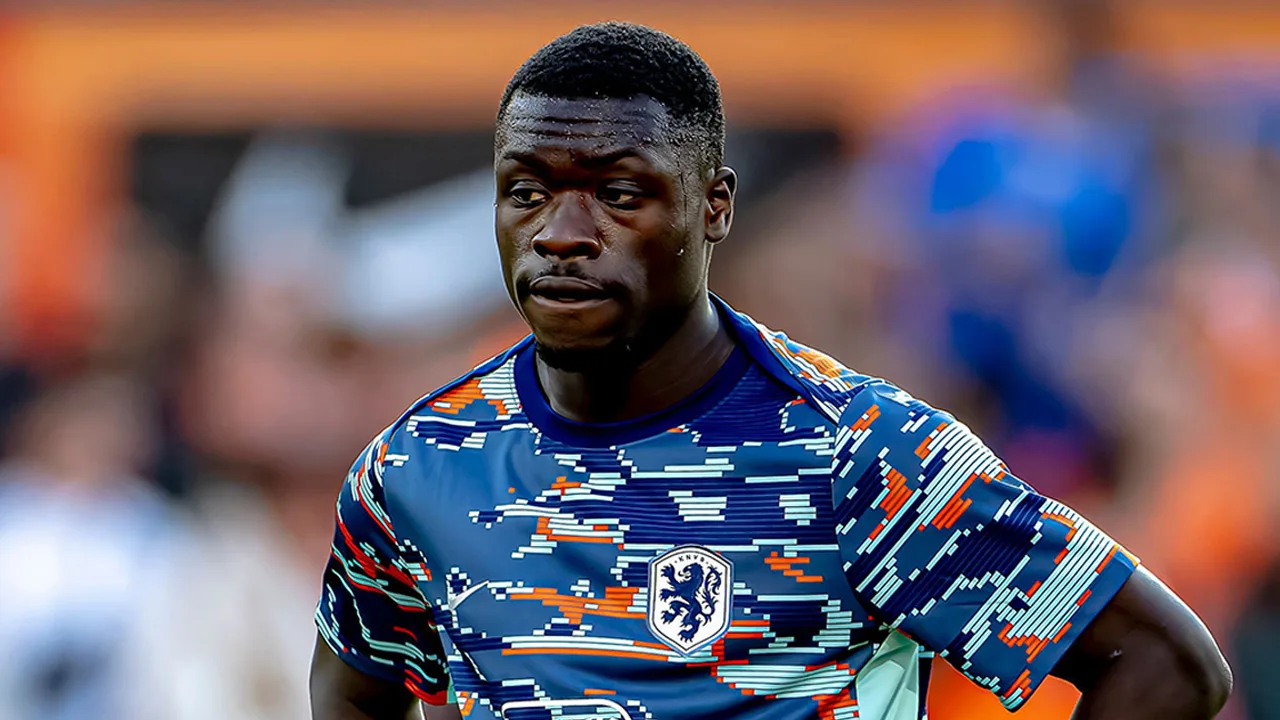 Brobbey ontbreekt bij laatste training Oranje en mist EK-duel met Polen