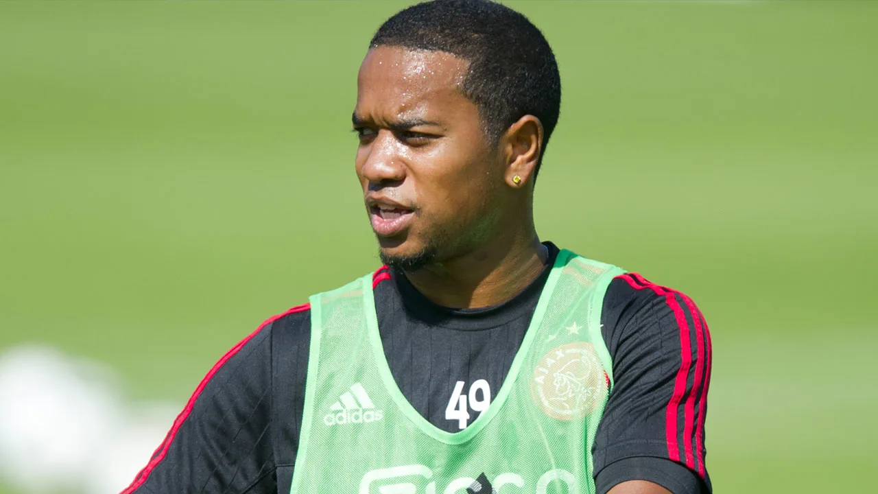 Officieel: Urby Emanuelson keert na twaalf jaar terug bij Ajax 
