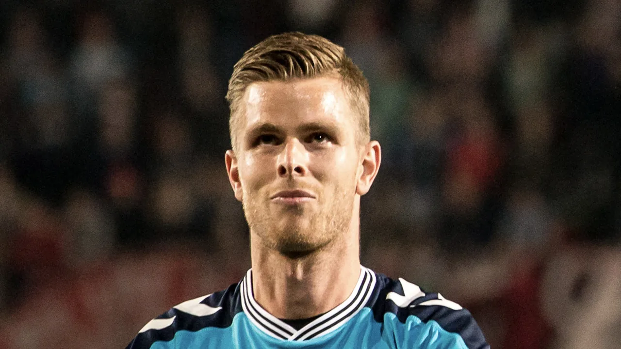 'Doelman Robbin Ruiter voor twee jaar naar PSV'