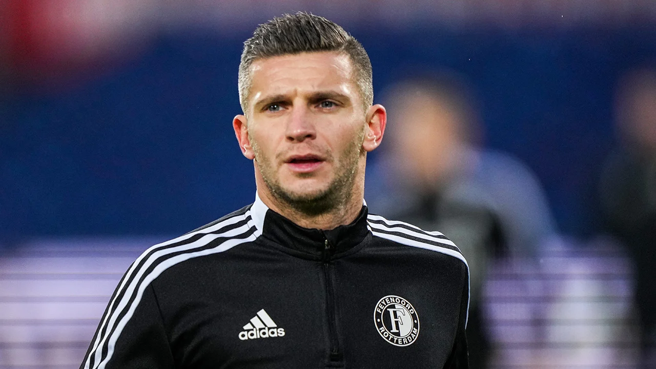 'Voormalig Feyenoorder Bryan Linssen maakt zijn rentree in de Eredivisie'