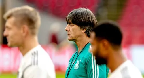 Vernieuwd Duitsland aast op eerherstel