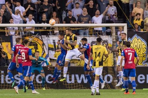 Vitesse ongewijzigd tegen Basel