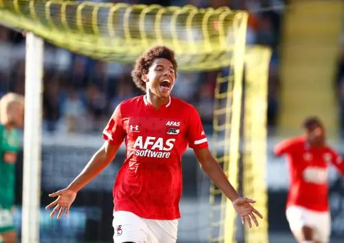 AZ met Stengs, Vlaar en Sugawara