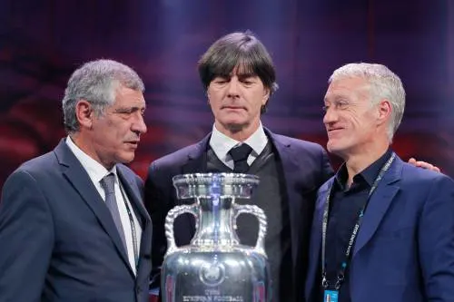 Löw schrikt van 'poule des doods' op EK