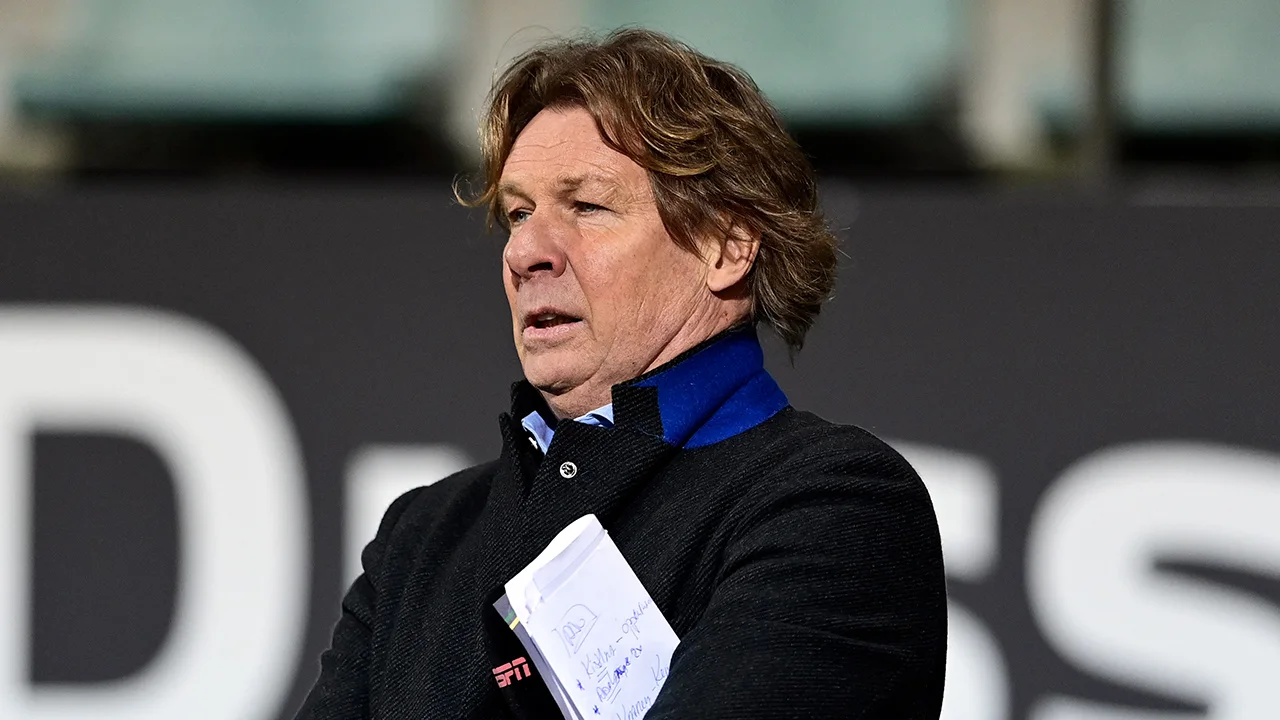 Hans ergert zich kapot: 'Hij verdient een miljoen, maar heeft helemaal niks laten zien'