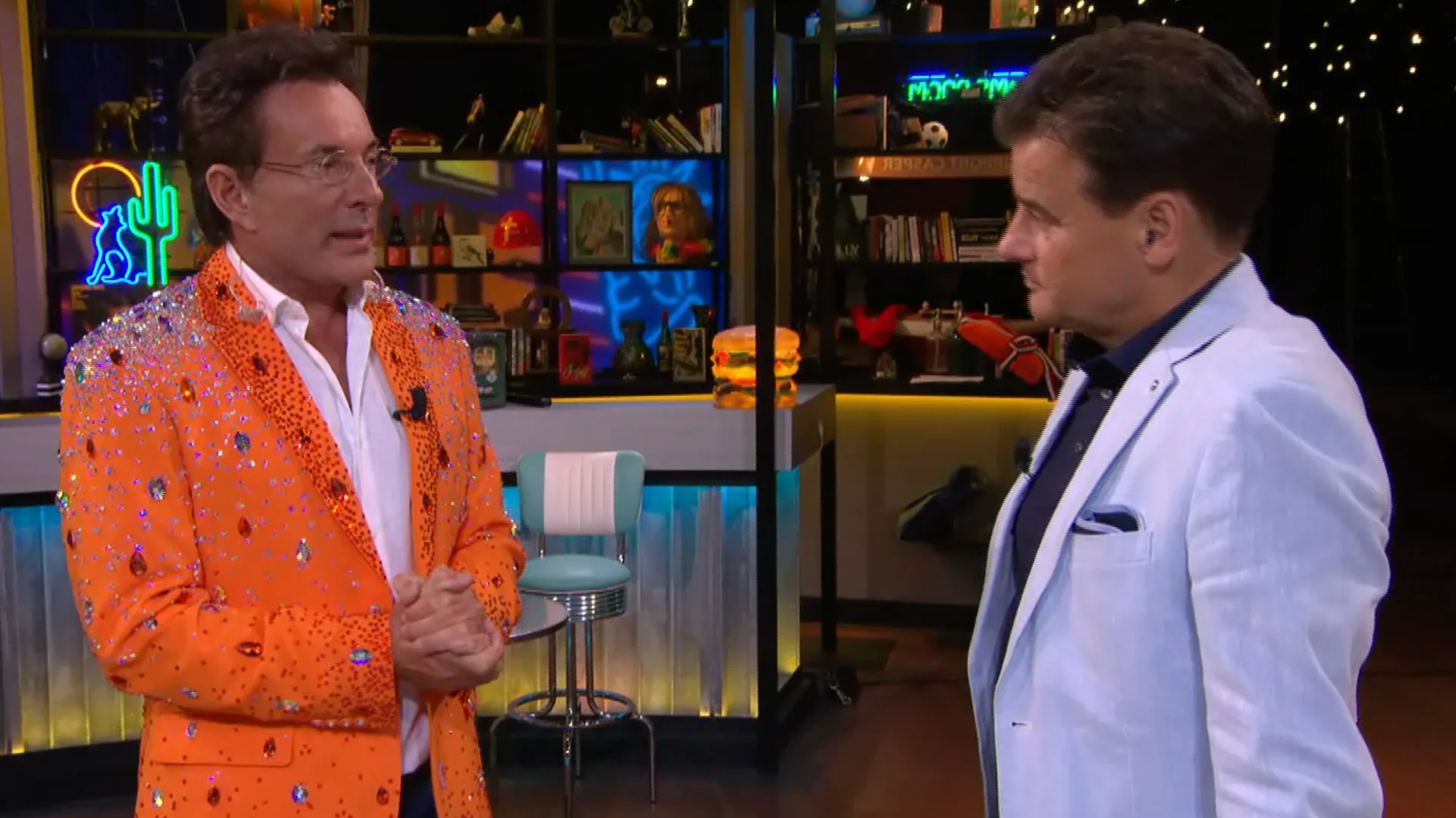 Wandelgangen: Gerard Joling doorbreekt vaste gewoonte bij Vandaag Inside Oranje: 'Nog nooit gebeurd'