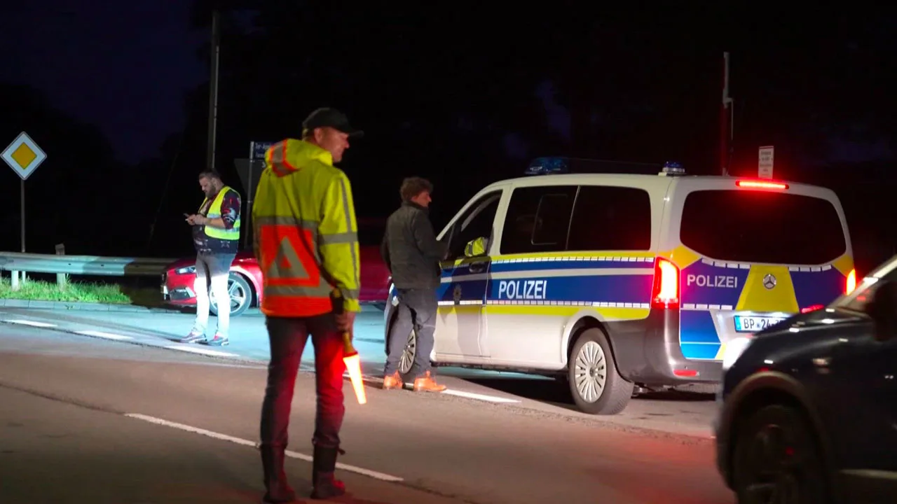 Burgers houden eigen grenscontroles bij Ter Apel, minister roept op te stoppen