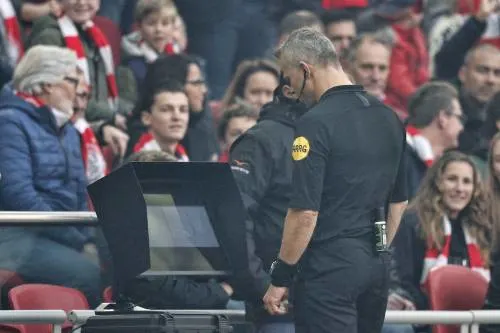 Kuipers kan al niet meer zonder de VAR